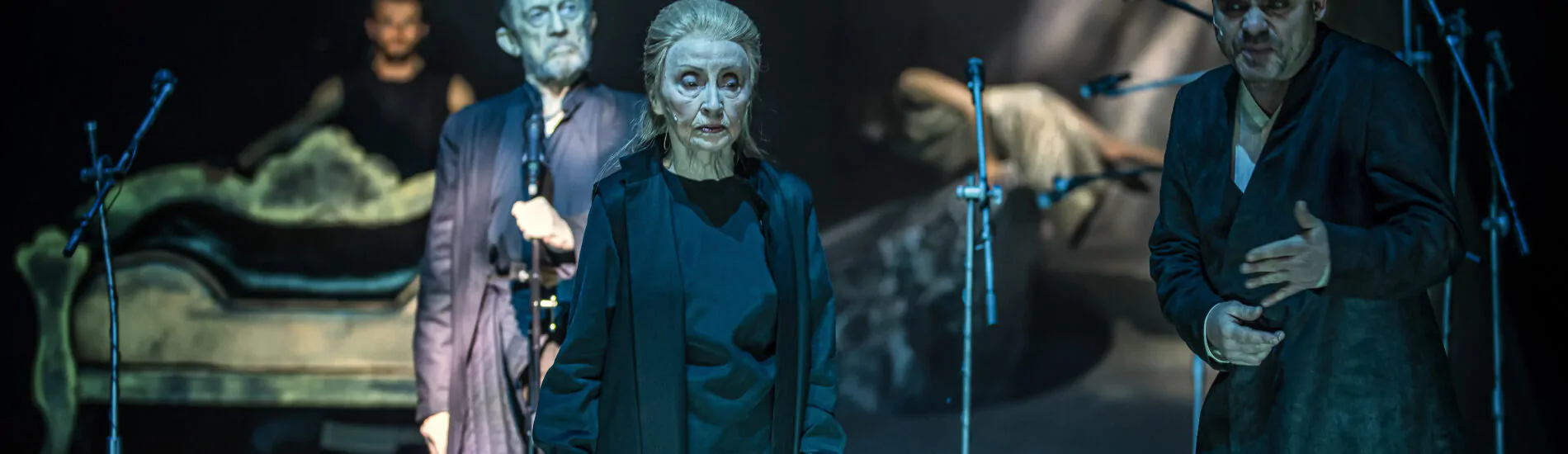 Obejrzyj – recenzje teatralne Tomasza Sobierajskiego